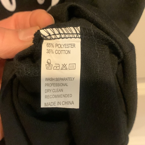 Merry Christmas Sweater - Picture 4 of 5